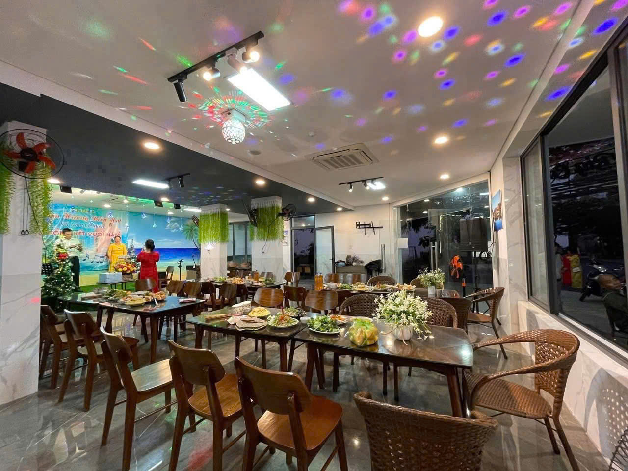 CHO THUÊ TOÀN BỘ KHÁCH SẠN LÔ GÓC 40 PHÒNG – GẦN ĐƯỜNG VÀNH ĐAI & DỰ ÁN SUN GROUP, NHA TRANG
