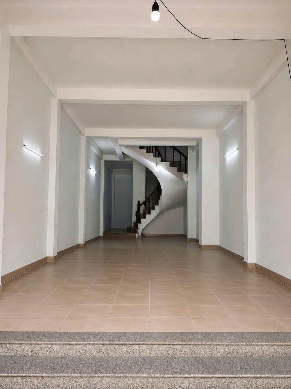 CHO THUÊ NHÀ MẶT TIỀN ĐƯỜNG PHƯƠNG SÀI – TÂY NHA TRANG
