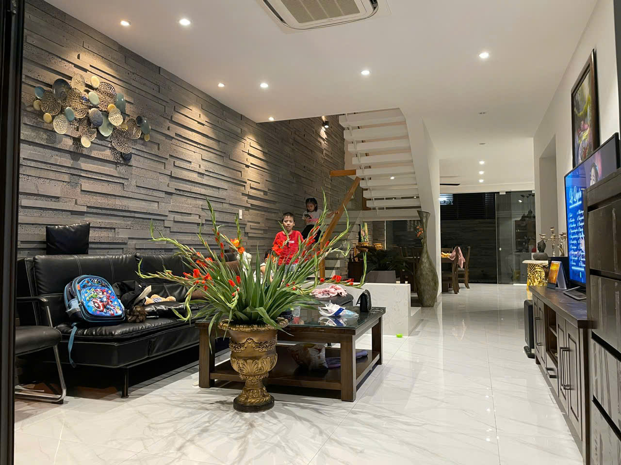 BÁN NHÀ 3 TẦNG – MẶT TIỀN ĐƯỜNG SỐ 10, HÀ QUANG 2