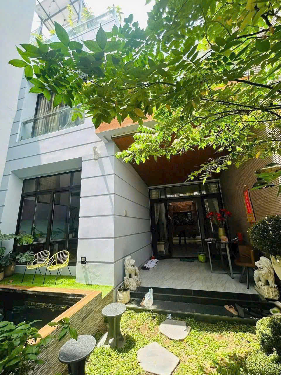 CHO THUÊ BIỆT THỰ SÂN VƯỜN NGAY TRUNG TÂM TP NHA TRANG